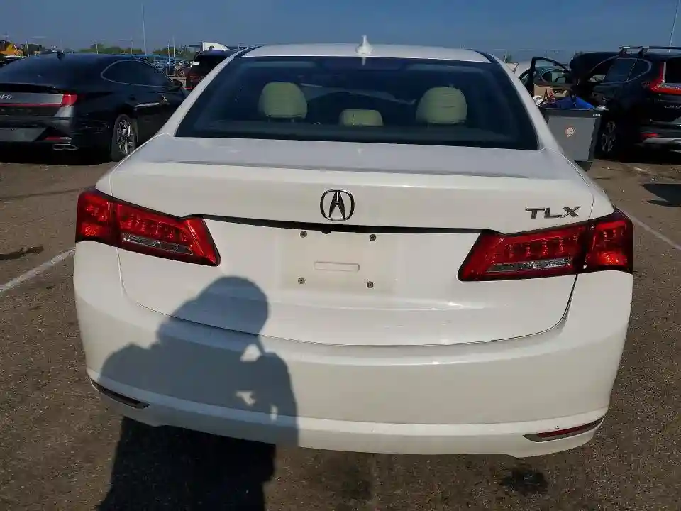 19UUB1F37JA004644 2018 ACURA TLX-5