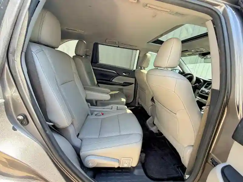 5TDYZRFH0HS188103 2017 TOYOTA HIGHLANDER-5