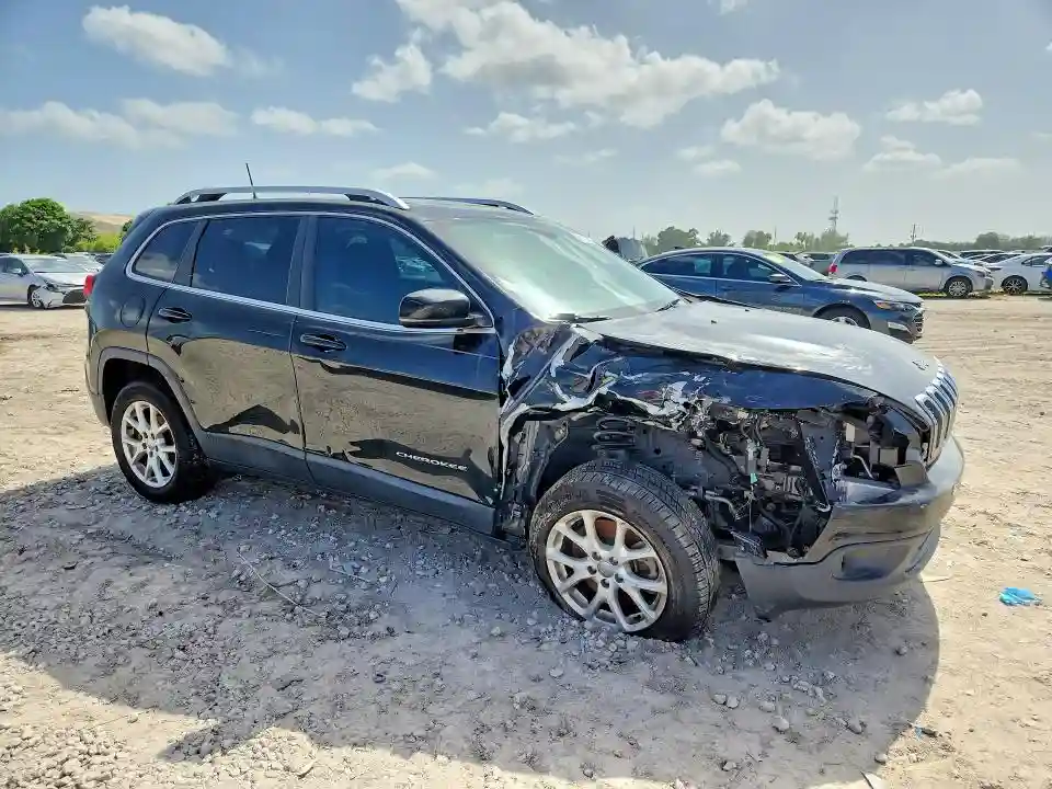 1C4PJLCB1HW613523 2017 JEEP GRAND CHEROKEE-3