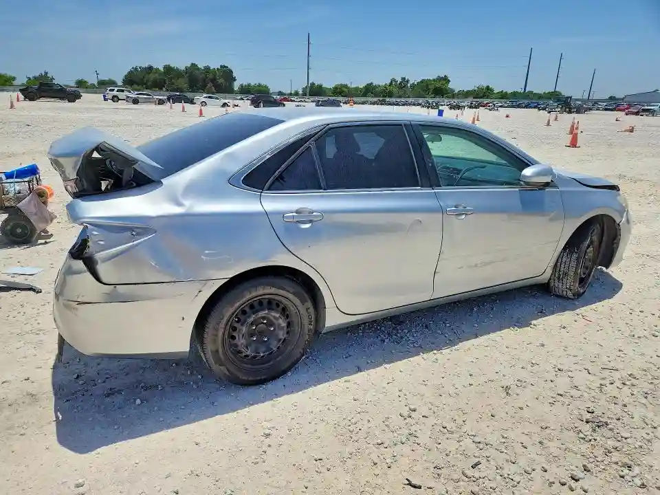 4T1BF1FK2HU414662 2017 TOYOTA CAMRY-2