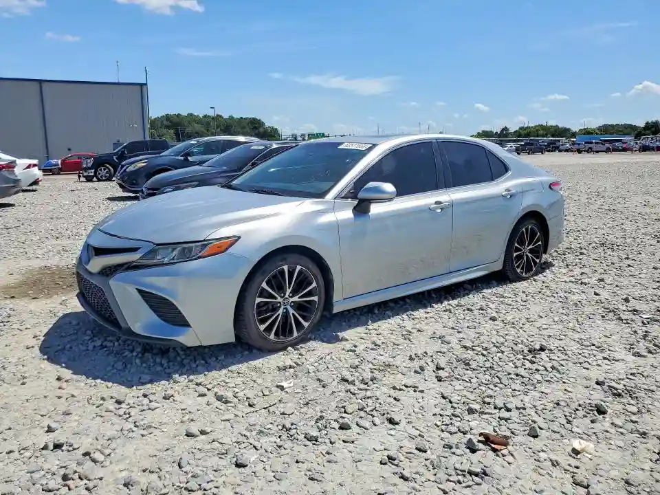 4T1B11HK3JU046431 2018 TOYOTA CAMRY-0