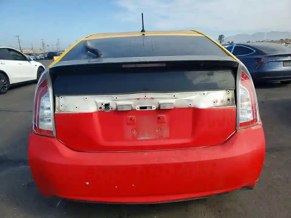 JTDKN3DU9F1980937 2015 TOYOTA PRIUS-5