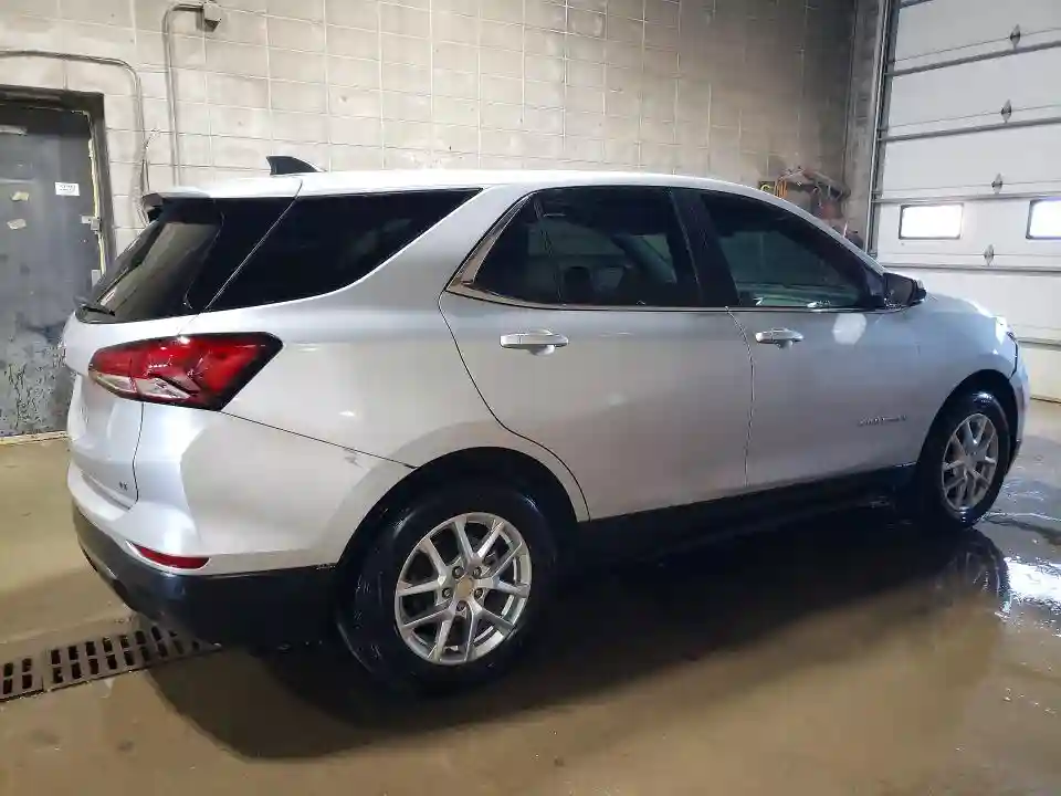 3GNAXKEV6NL229994 2022 CHEVROLET EQUINOX-2