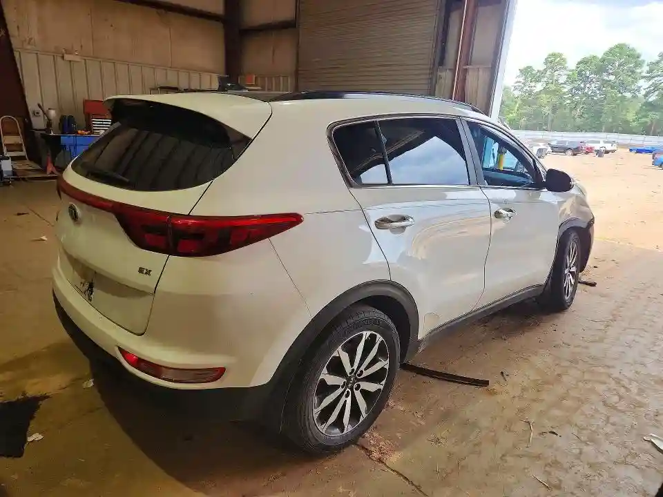 KNDPN3AC5J7397644 2018 KIA SPORTAGE-2
