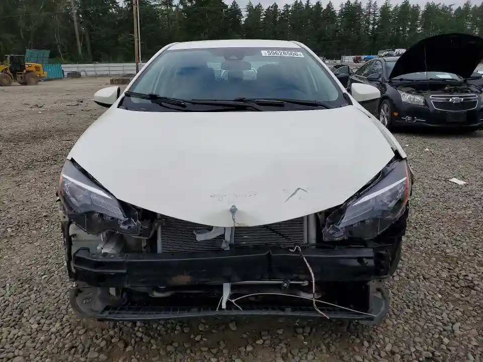 5YFBURHE6KP923142 2019 TOYOTA COROLLA-4