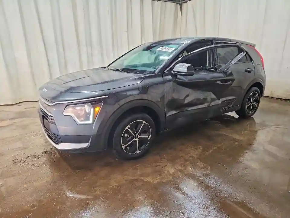 KNDCP3LE1T5332215 2026 KIA NIRO-0