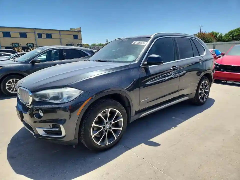 5UXKR2C51J0Z22102 2018 BMW X5-0