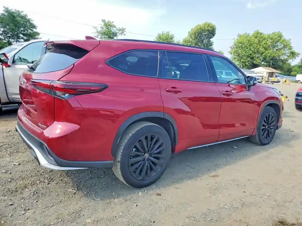 5TDKDRBH2RS533806 2024 TOYOTA HIGHLANDER-2