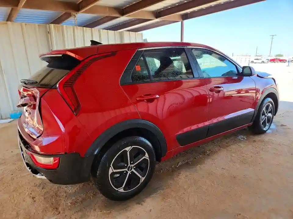 KNDCP3LE6T5357837 2026 KIA NIRO-2