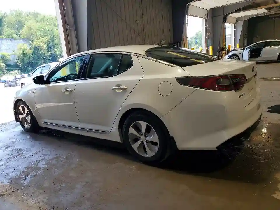 KNAGM4AD5F5077239 2015 KIA OPTIMA-1