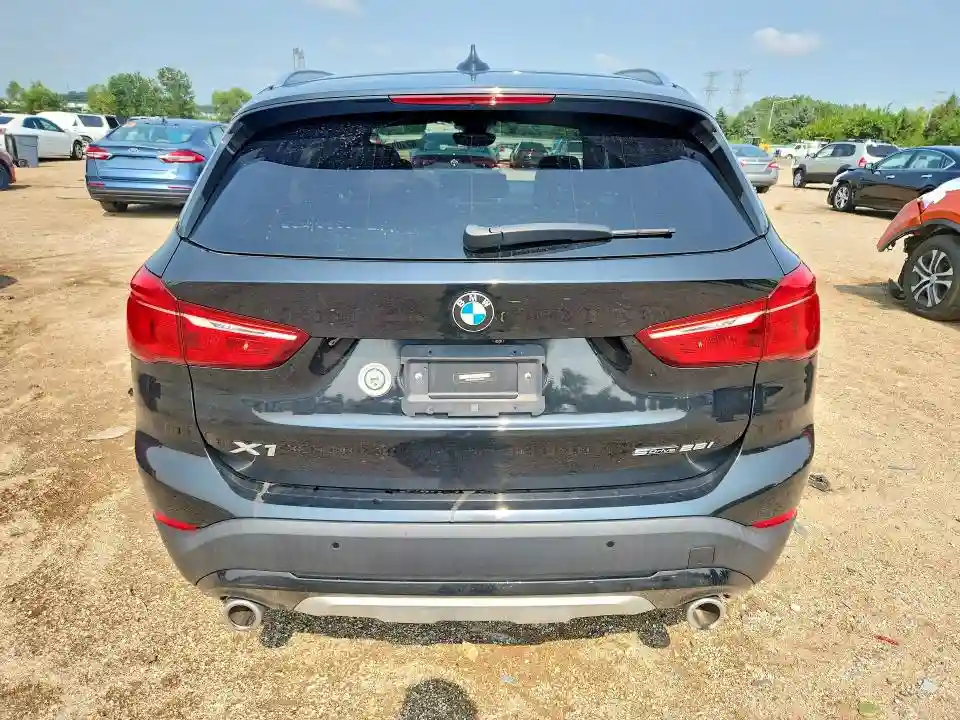 WBXJG7C03M5U23123 2021 BMW X1-5