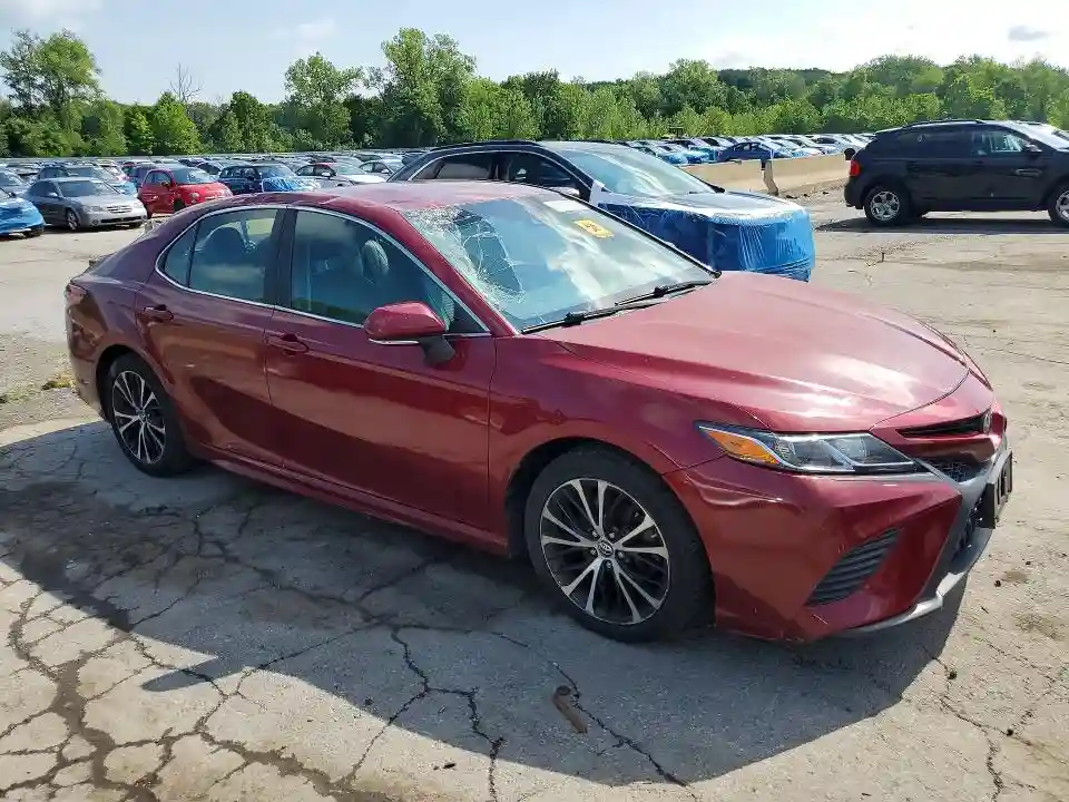 4T1B11HK2JU541526 2018 TOYOTA CAMRY-3