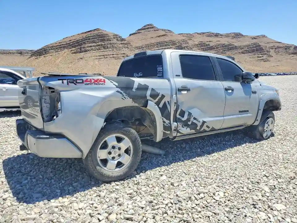 5TFDW5F14HX648585 2017 TOYOTA TUNDRA-2