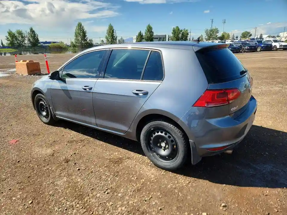 3VW217AU2GM010503 2016 VOLKSWAGEN GOLF S/SE-1