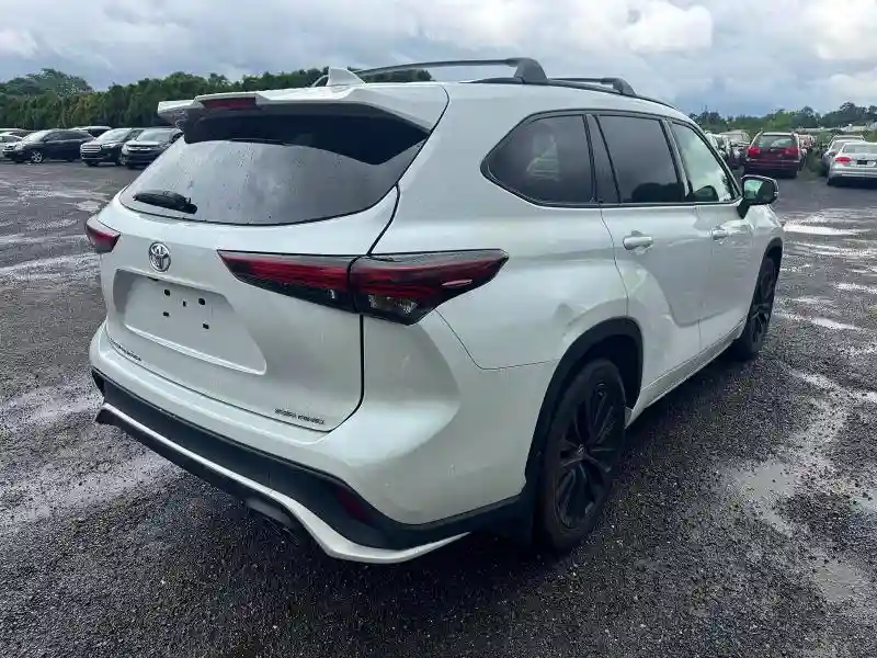 5TDKDRBH5RS571787 2024 TOYOTA HIGHLANDER-2