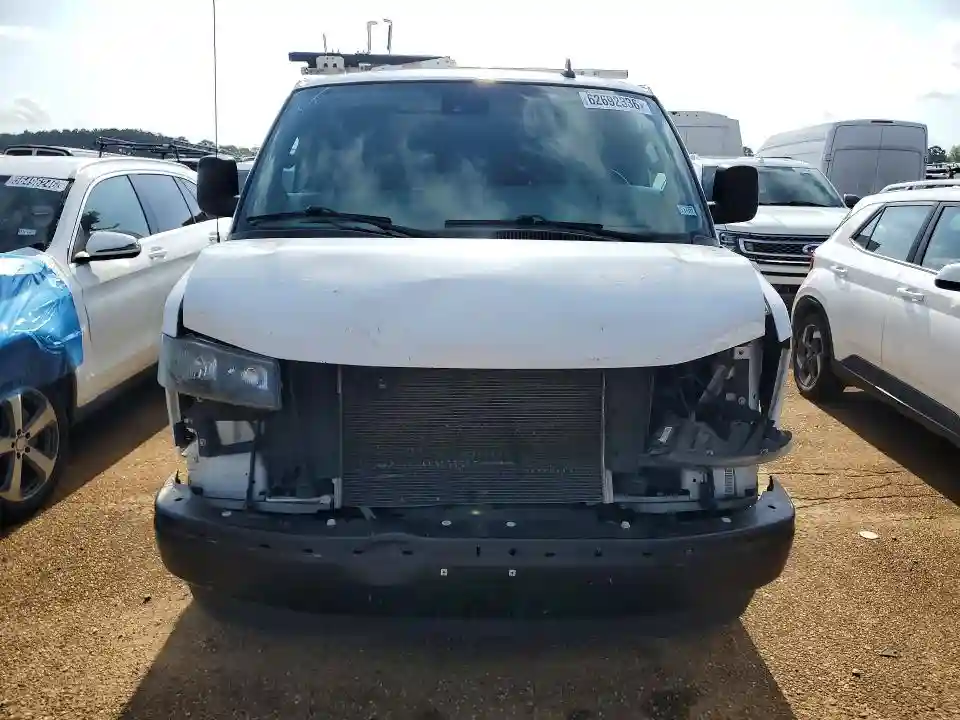 1GCWGAFP1L1209990 2020 CHEVROLET EXPRESS-4