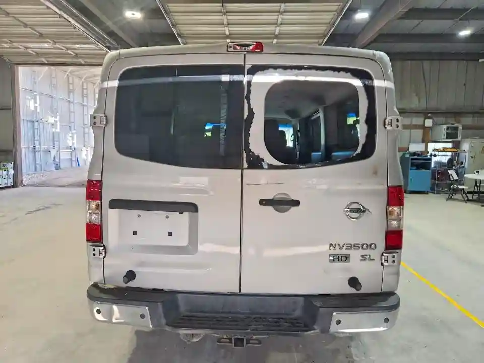 5BZAF0AA4GN855999 2016 NISSAN NV-5
