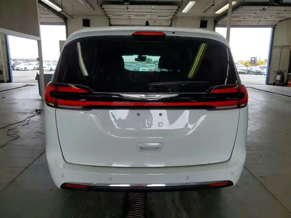 2C4RC3BG8RR181488 2024 CHRYSLER PACIFICA-5