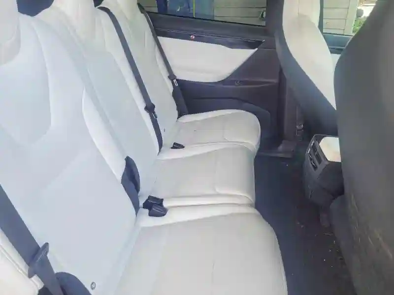 5YJXCAE22KF189454 2019 TESLA MODEL X-5