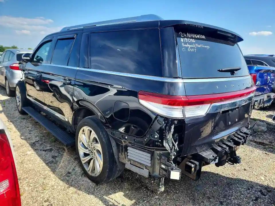 5LMJJ3NG6REL12471 2024 LINCOLN NAVIGATOR-1