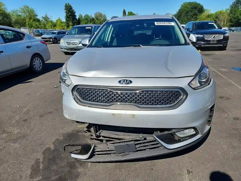 KNDCB3LC4J5132665 2018 KIA NIRO-4