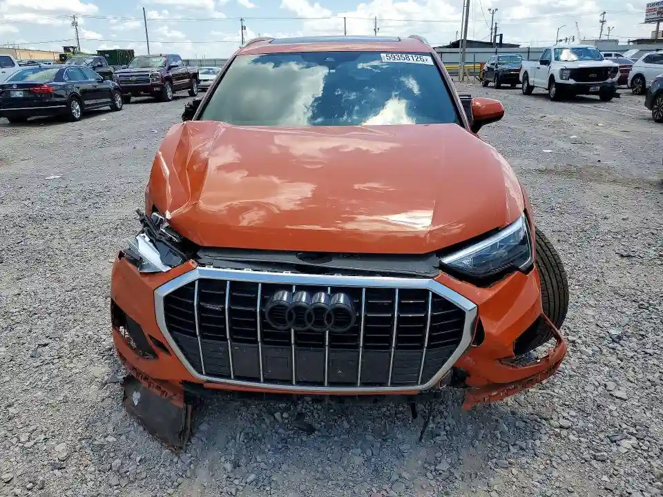 WA1AUCF39N1041279 2022 AUDI Q3-4
