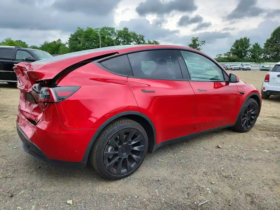 7SAYGAEE0PF910609 2023 TESLA MODEL Y-2