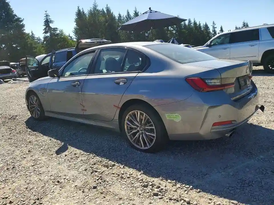 3MW39FF04P8C95291 2023 BMW 3 SERIES-1