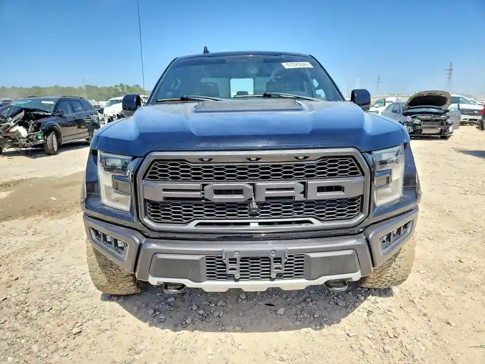 1FTFW1RG7KFB28069 2019 FORD F150-4