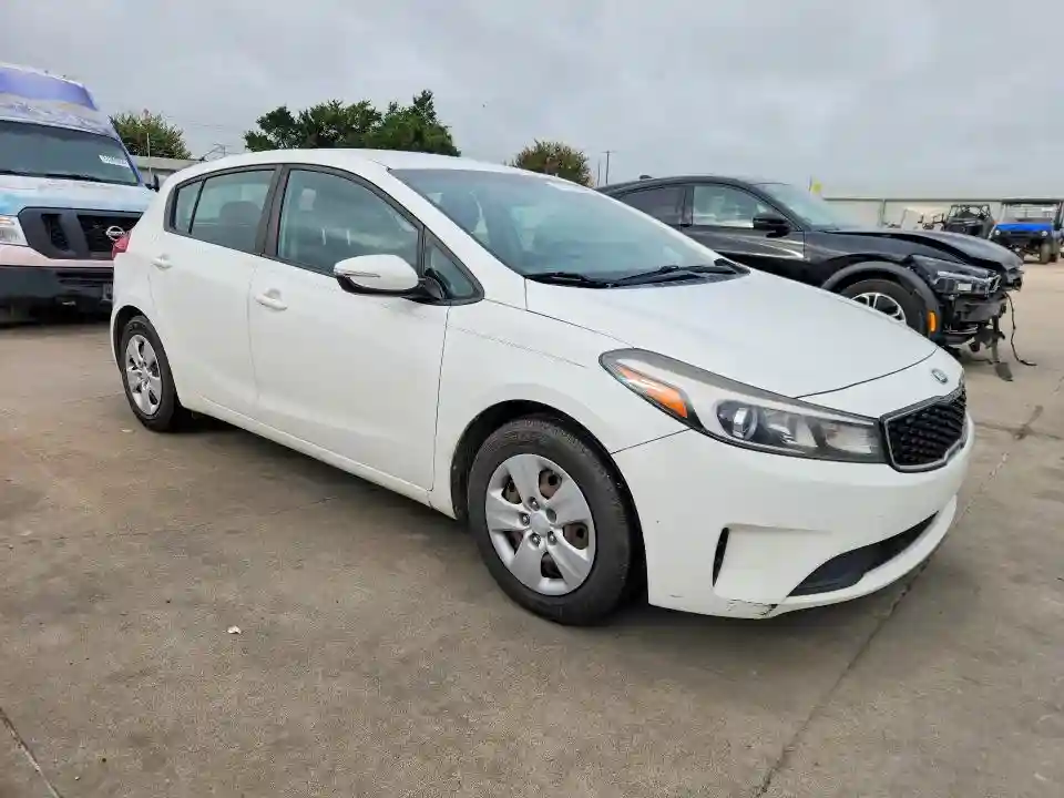 KNAFK5A87H5718209 2017 KIA FORTE-3