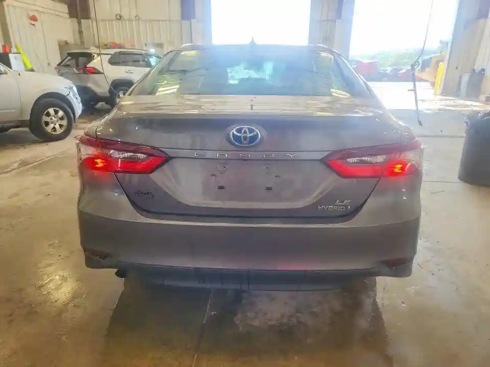4T1C31AK7MU564085 2021 TOYOTA CAMRY-5