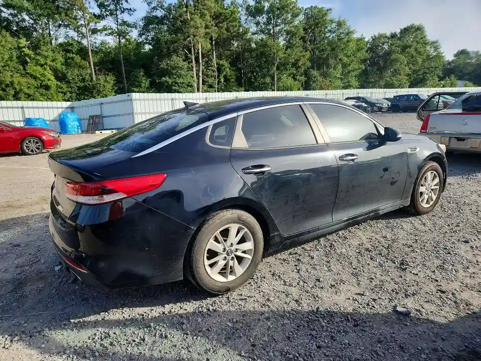 5XXGT4L37GG052267 2016 KIA OPTIMA-2