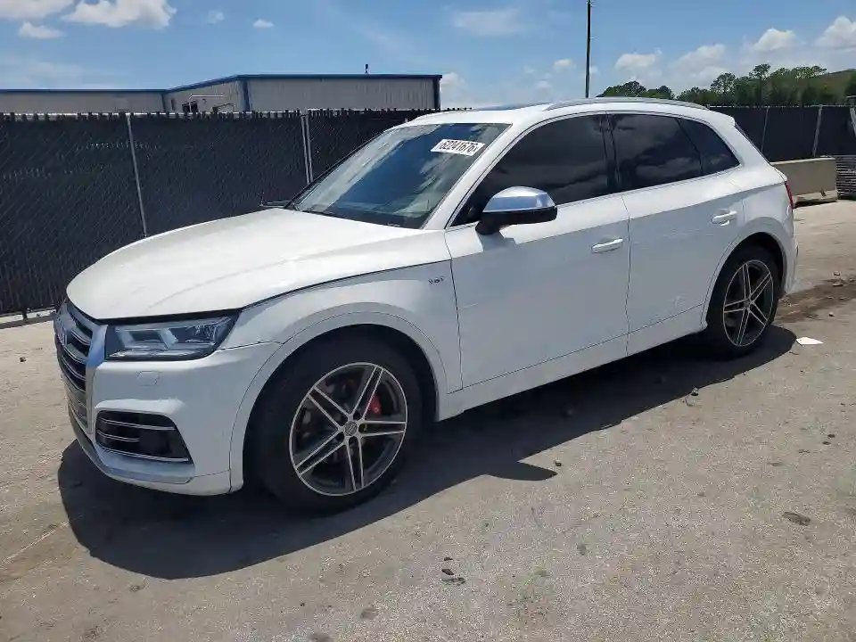 WA1C4AFY8J2182275 2018 AUDI SQ5-0