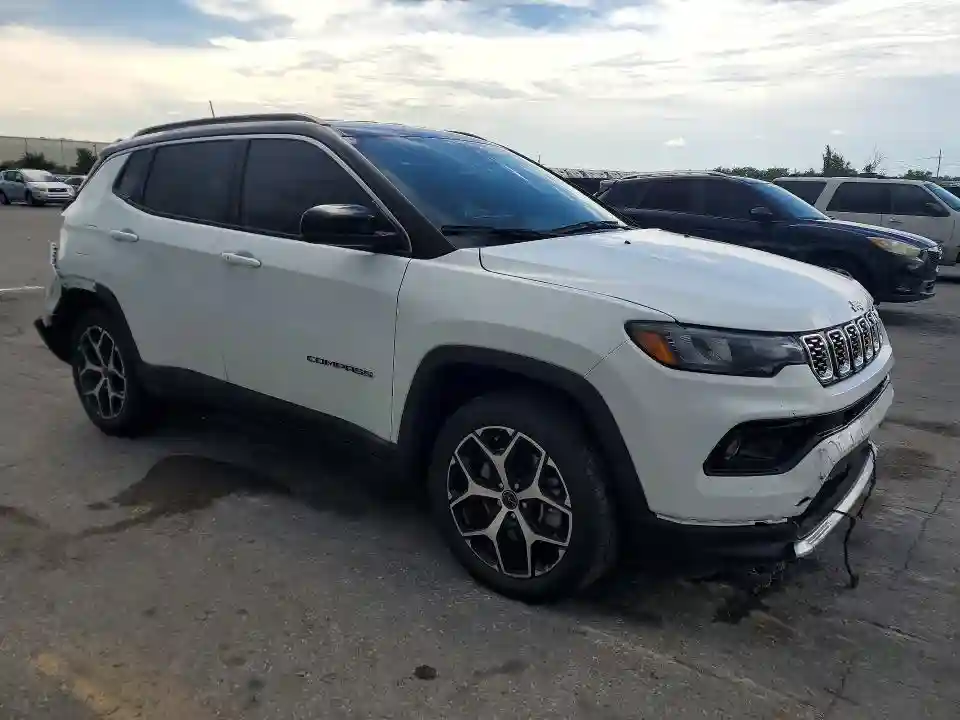 3C4NJDCN5ST561849 2025 JEEP COMPASS-3