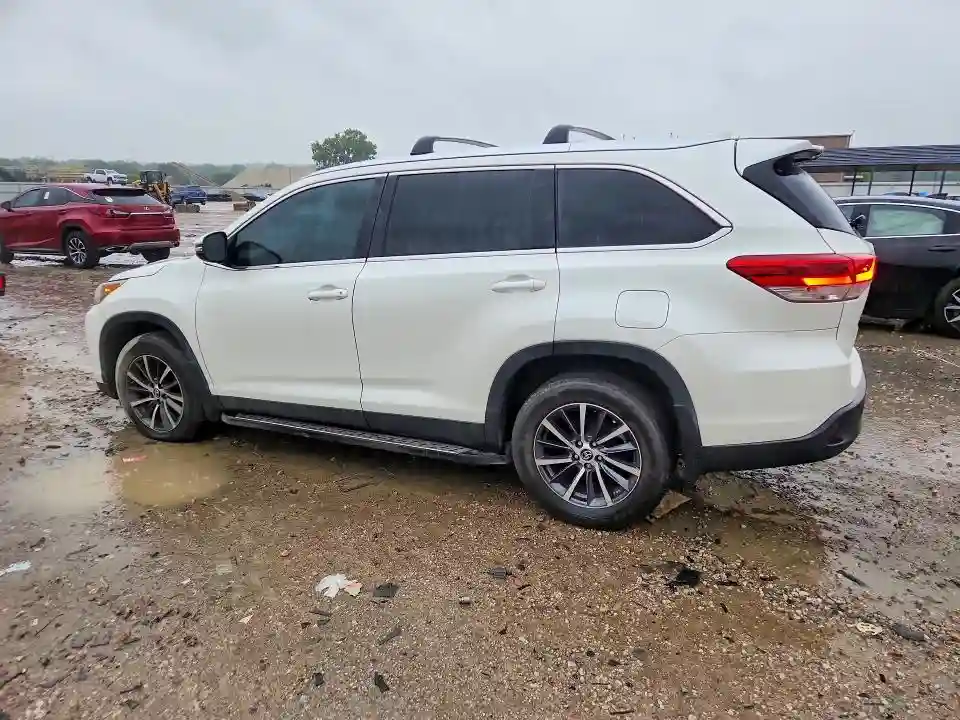5TDKZRFH5KS572455 2019 TOYOTA HIGHLANDER-1
