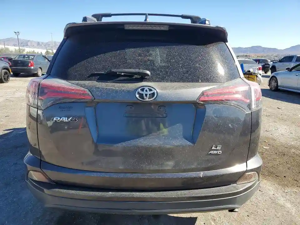 JTMBFREV8JJ717578 2018 TOYOTA RAV4-5