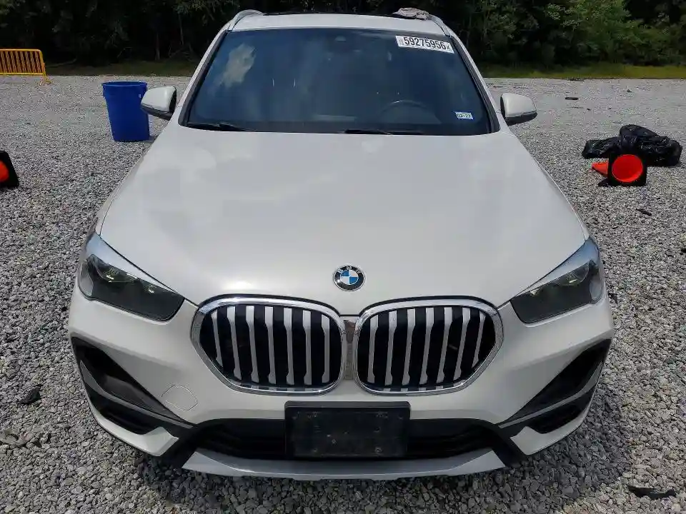 WBXJG7C02M5T59544 2021 BMW X1-4
