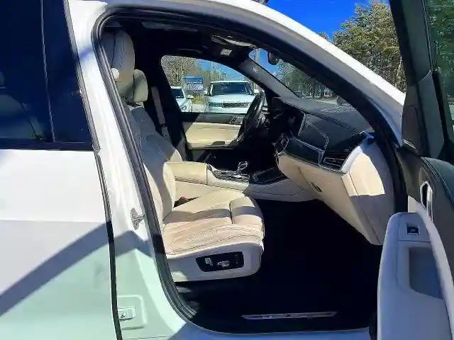 5UXTA6C08M9D84086 2021 BMW X5-4