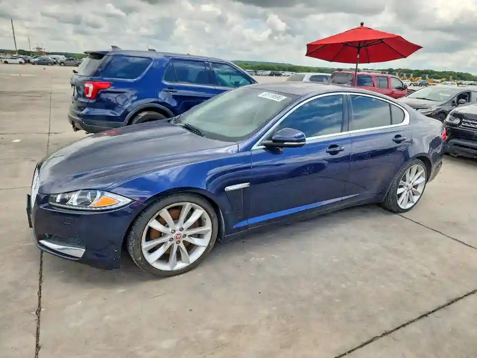 SAJWA0F77F8U88175 2015 JAGUAR XF-0