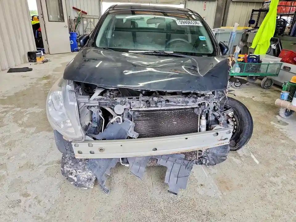 3N1CN7AP5HL824676 2017 NISSAN VERSA-4