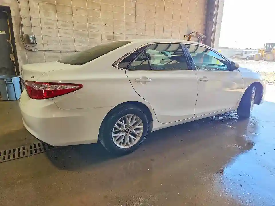 4T1BF1FK8GU159904 2016 TOYOTA CAMRY-2
