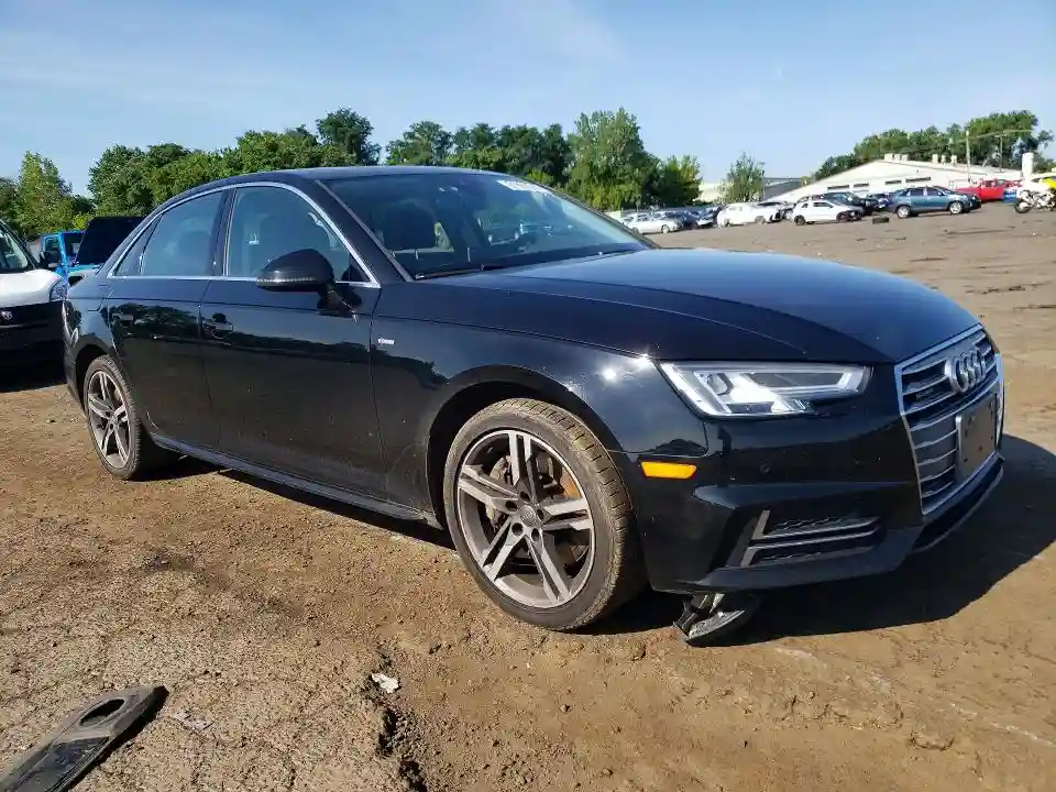 WAUENAF44JA133182 2018 AUDI A4-3