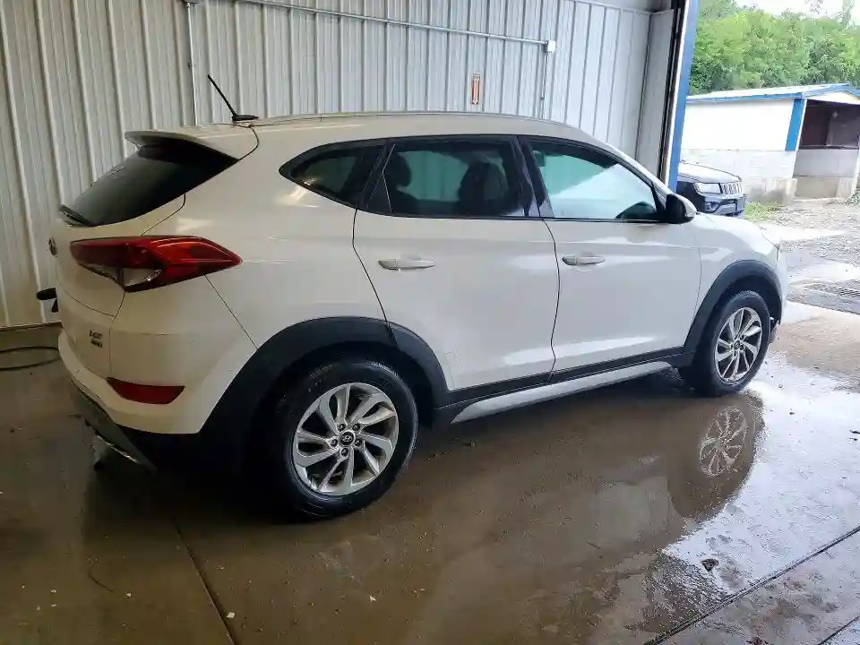 KM8J3CA25HU308150 2017 HYUNDAI TUCSON ECO-2