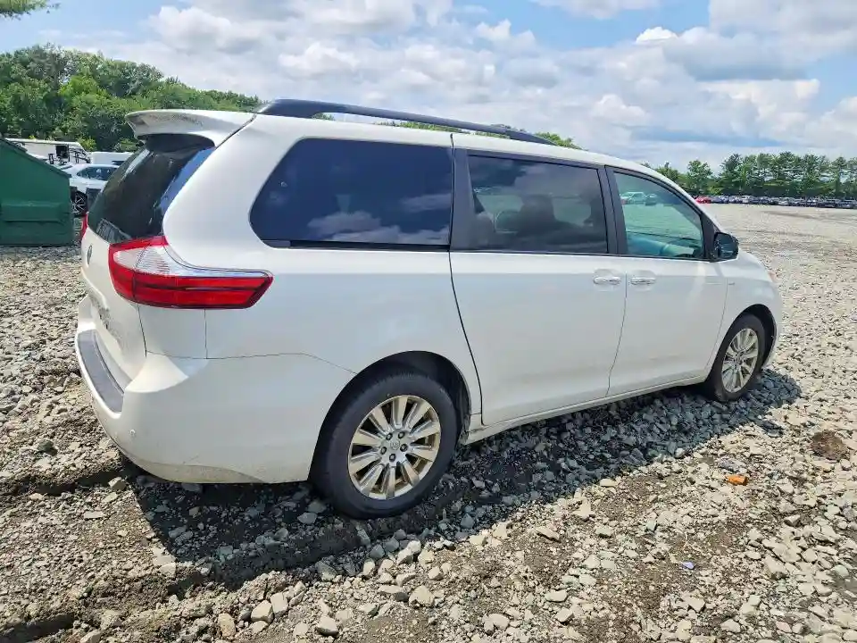 5TDDZ3DC7HS176730 2017 TOYOTA SIENNA-2