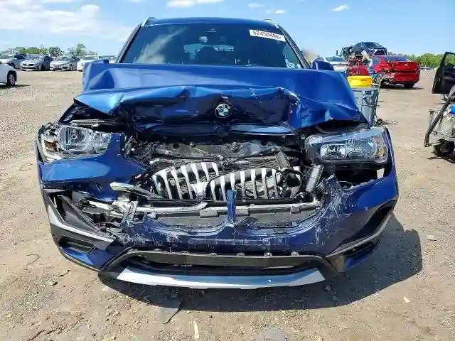 WBXJG9C05N5V20532 2022 BMW X1-4