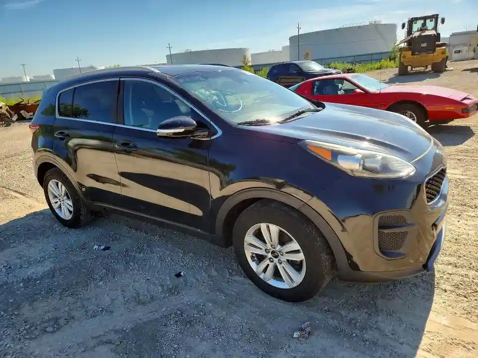 KNDPM3AC0J7425241 2018 KIA SPORTAGE-3