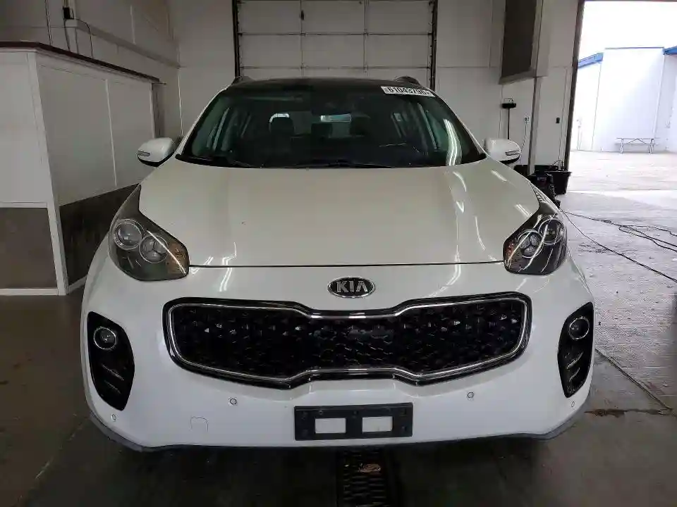 KNDPNCAC3J7389204 2018 KIA SPORTAGE-4