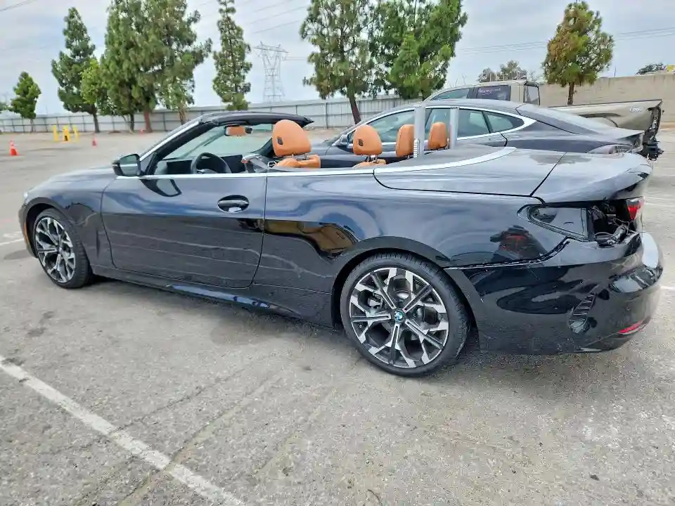 WBA33DB03SCS69455 2025 BMW 4 SERIES-1
