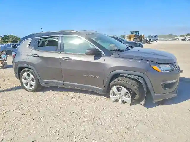 3C4NJCBB5JT256996 2018 JEEP COMPASS-3