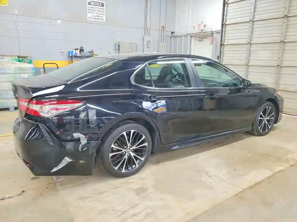 4T1B11HK4JU021599 2018 TOYOTA CAMRY-2